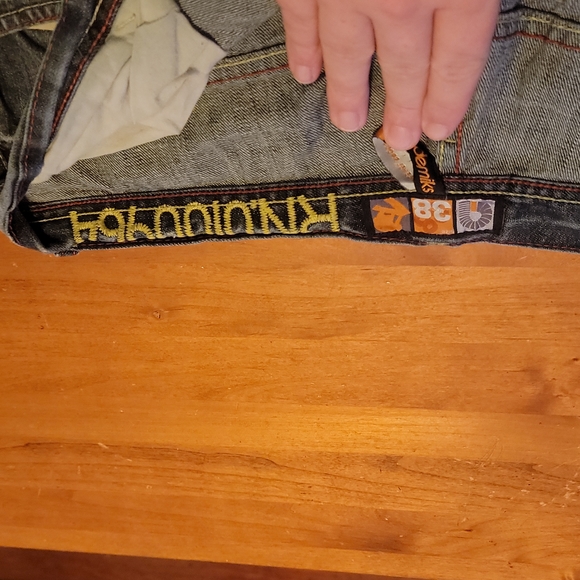 Akademiks sz38 - Picture 2 of 7